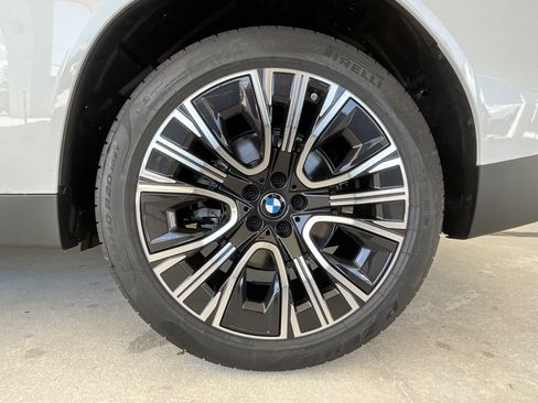 New 2025 BMW X3 xDrive30i w/ Premium Package image 7