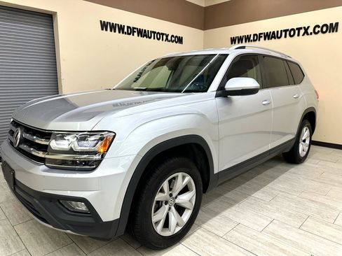 Used 2019 Volkswagen Atlas SE image 2
