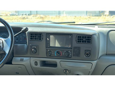 Used 2004 Ford F250 4x4 Crew Cab Super Duty image 18