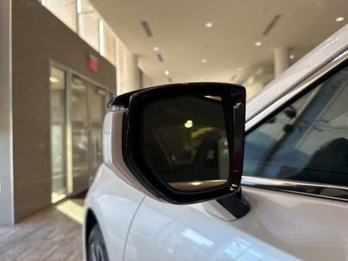 New 2025 Lexus ES 350 w/ Premium Package image 12