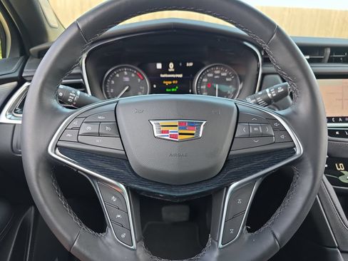 Used 2024 Cadillac XT5 Premium Luxury w/ Technology Package FWD image 18