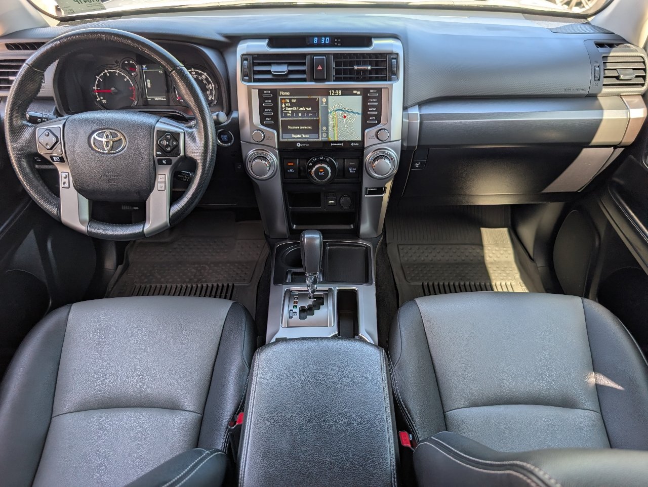 Used 2024 Toyota 4Runner SR5 Premium w/ Moonroof Package RWD image 4