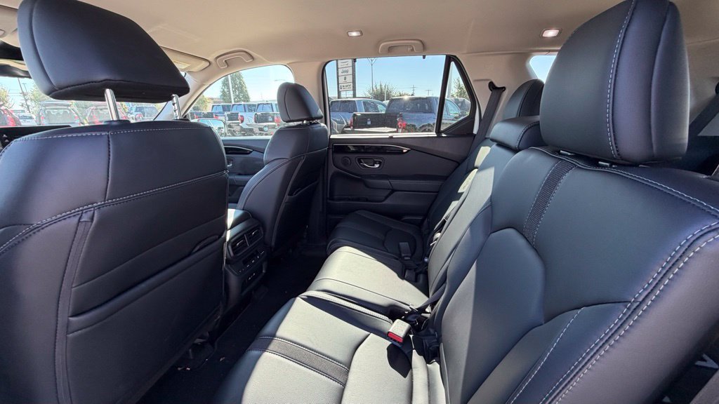 Certified 2025 Honda Pilot EX-L image 12