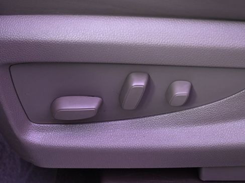 Used 2019 GMC Yukon XL Denali w/ Denali Ultimate Package image 14