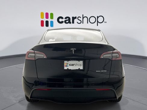 Used 2023 Tesla Model Y Long Range AWD/4WD image 3