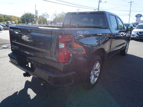 Used 2021 Chevrolet Silverado 1500 Custom image 5