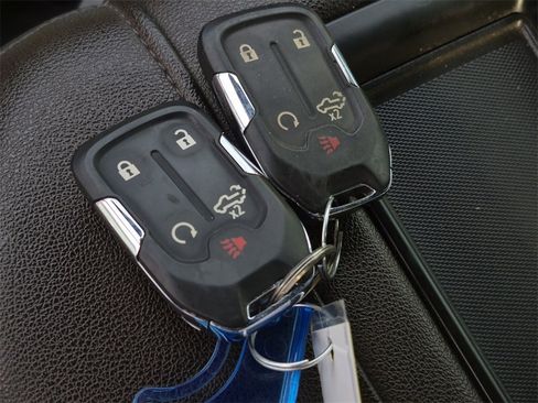 Used 2021 Chevrolet Silverado 1500 LT Trail Boss w/ Bed Protection Package image 38