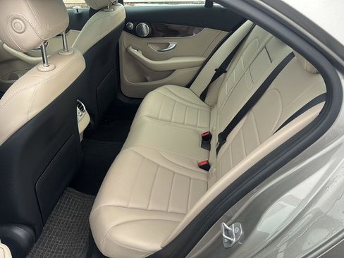 Used 2021 Mercedes-Benz C 300 4MATIC Sedan image 6