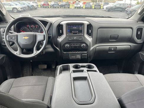 Certified 2022 Chevrolet Silverado 1500 Custom w/ LPO, Blackout Package image 18