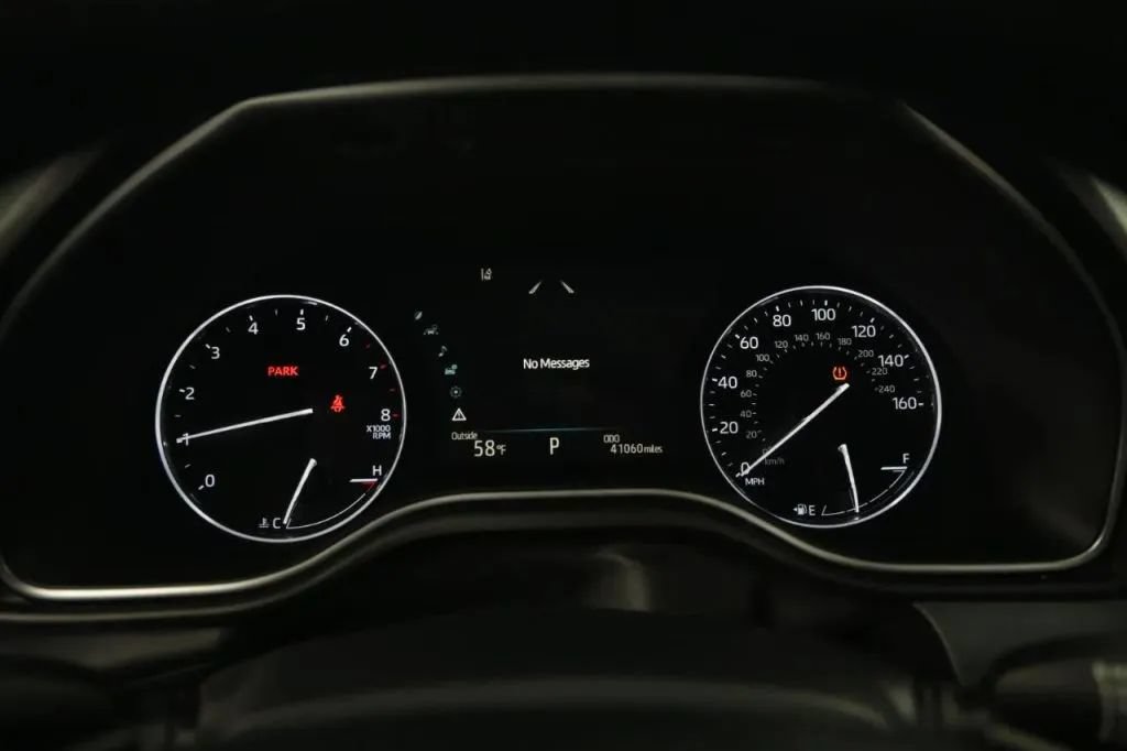 Used 2019 Toyota Avalon XSE w/ All Weather Liner Package FWD image 33