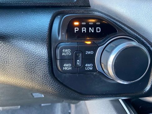 Used 2019 RAM 1500 Big Horn image 12