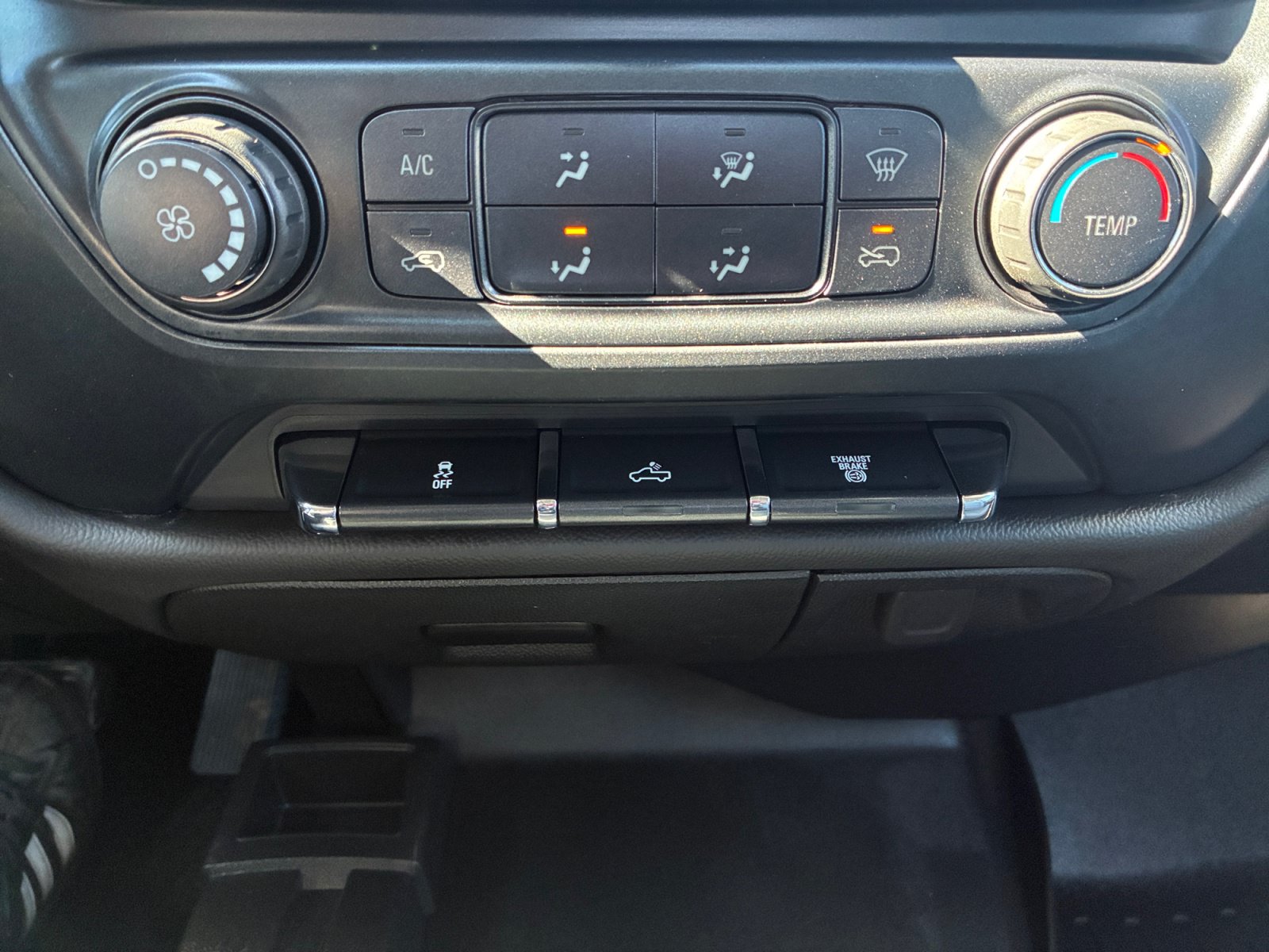 Used 2018 GMC Sierra 2500 4x4 Crew Cab image 21