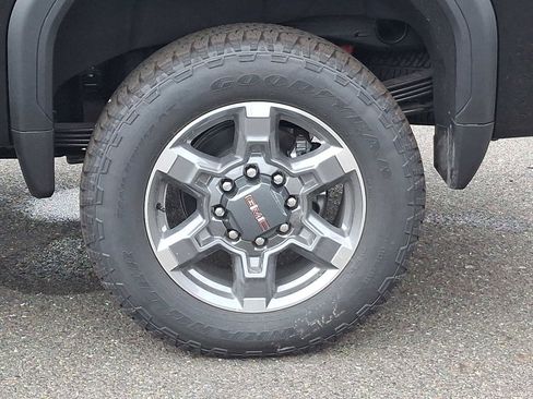 New 2026 GMC Sierra 2500 SLT w/ SLT Premium Package image 5