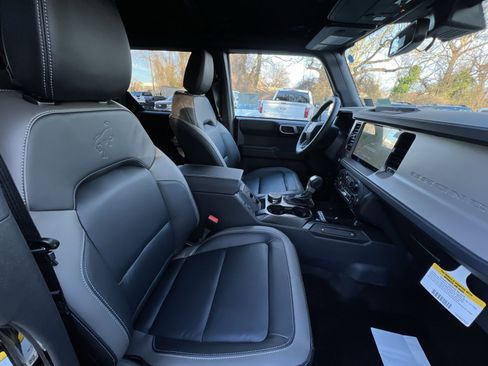 New 2025 Ford Bronco Outer Banks image 26