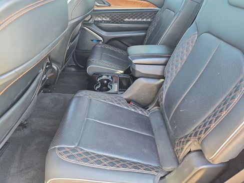 Used 2021 Jeep Grand Cherokee L Summit AWD/4WD image 15