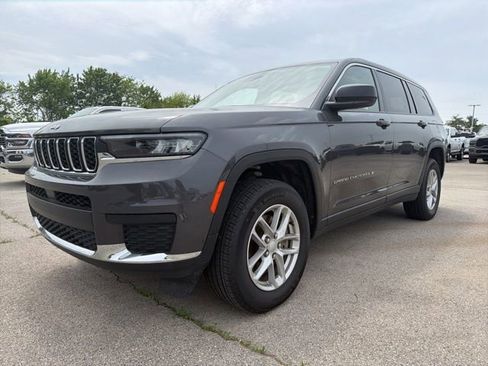Used 2023 Jeep Grand Cherokee L Laredo w/ Luxury Tech Group I AWD/4WD image 12