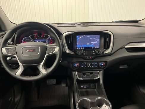 Certified 2023 GMC Terrain SLT w/ Infotainment Package II AWD/4WD image 17