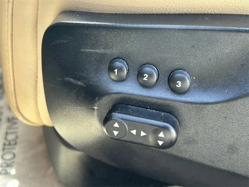 Used 2010 Maserati GranTurismo Coupe image 19