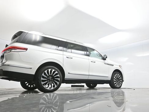 Used 2023 Lincoln Navigator L Black Label AWD/4WD image 68