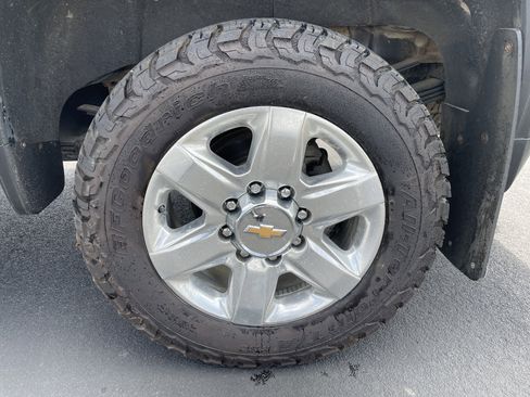 Used 2021 Chevrolet Silverado 3500 LTZ w/ LTZ Premium Package AWD/4WD image 28