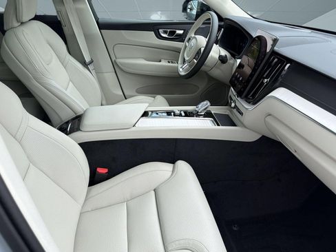 New 2026 Volvo XC60 B5 Ultra w/ Protection Package Premier AWD/4WD image 23