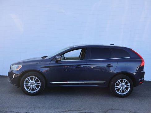 Used 2015 Volvo XC60 T5 Premier w/ Proximity Package image 4