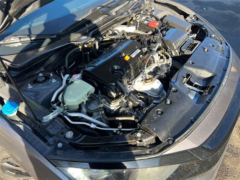 Used 2020 Honda Civic Sport image 33