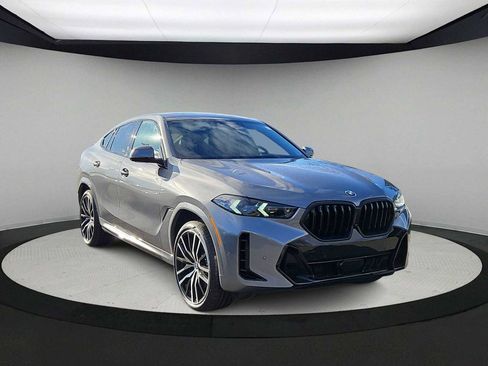 New 2026 BMW X6 xDrive40i image 2