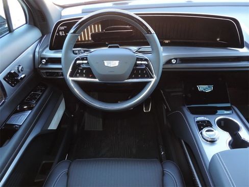 New 2026 Cadillac Vistiq Sport image 20