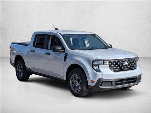 New 2025 Ford Maverick XLT image 7