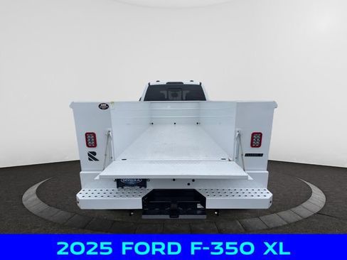 New 2025 Ford F350 XL w/ XL Chrome Package image 5