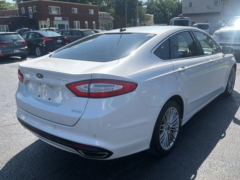Used 2013 Ford Fusion SE FWD image 5
