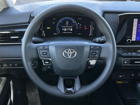 Certified 2025 Toyota Camry LE image 13