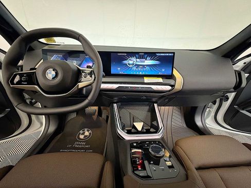 Used 2025 BMW X3 xDrive30 AWD/4WD image 17
