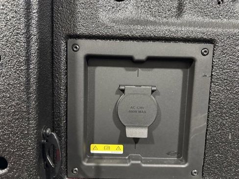 Used 2025 Ford F150 Lariat image 37