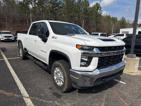 Used 2023 Chevrolet Silverado 2500 LT image 1