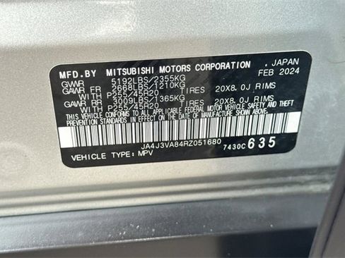 Used 2024 Mitsubishi Outlander SE image 32