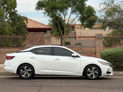 Used 2021 Nissan Sentra SV FWD image 9
