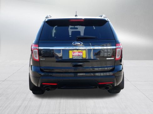 Used 2013 Ford Explorer XLT FWD image 6