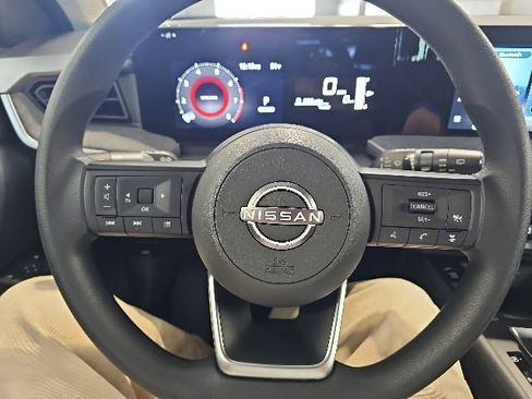 New 2026 Nissan Kicks SV w/ SV Premium Package AWD/4WD image 12