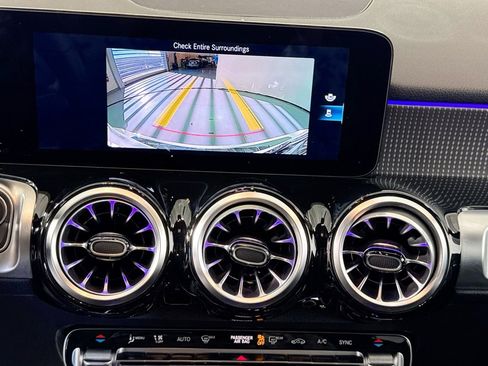 Certified 2022 Mercedes-Benz GLB 250 4MATIC image 14