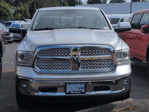 Used 2016 RAM 1500 Laramie w/ Convenience Group AWD/4WD image 6