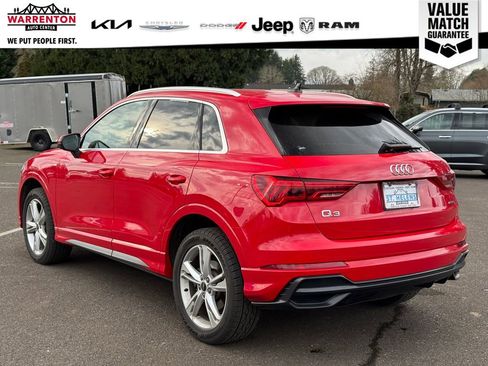Used 2022 Audi Q3 2.0T Premium AWD/4WD image 4