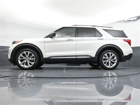 Used 2022 Ford Explorer Platinum w/ Equipment Group 601A image 27