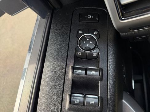 Used 2019 Ford F450 Platinum image 17