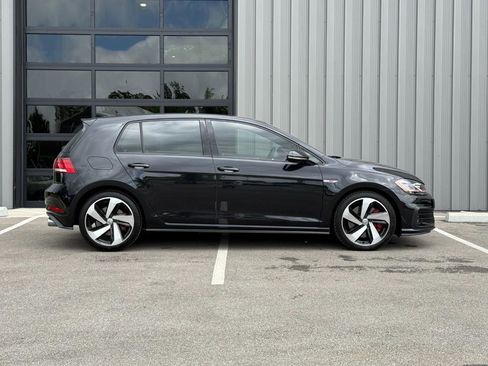 Used 2019 Volkswagen GTI SE w/ SE Experience Package FWD image 4