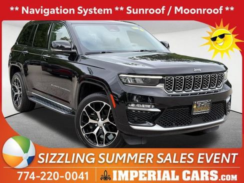 Used 2022 Jeep Grand Cherokee Summit AWD/4WD image 1