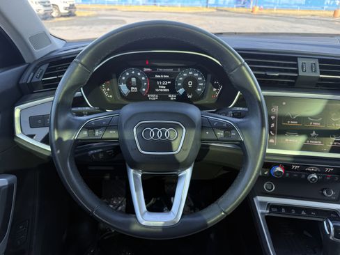 Used 2024 Audi Q3 2.0T Premium w/ Convenience Package image 15