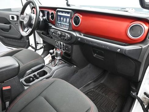 Used 2019 Jeep Wrangler Unlimited Rubicon AWD/4WD image 28