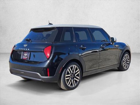 New 2026 MINI Cooper 4-Door Hardtop FWD image 2